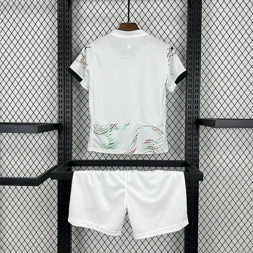 Kit Enfant Portugal Extérieur 2025/2026